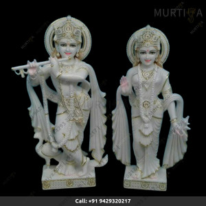 Shop a Radha Krishna on a square base and Radha Ji in Saree engrave in marble online @Best Price